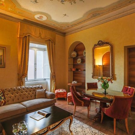רומא Prestigious Apartment Piazza Navona מראה חיצוני תמונה