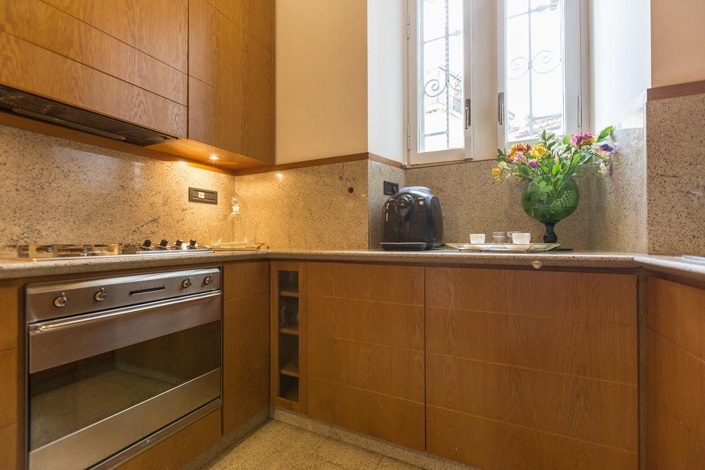 רומא Prestigious Apartment Piazza Navona מראה חיצוני תמונה